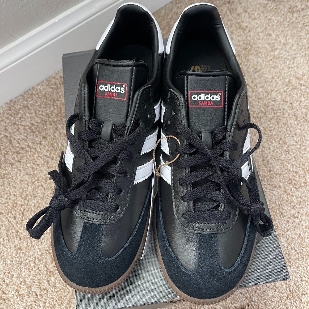NWT Adidas Samba Leather Suede Sneakers Black White Men 5.5 and 6.5